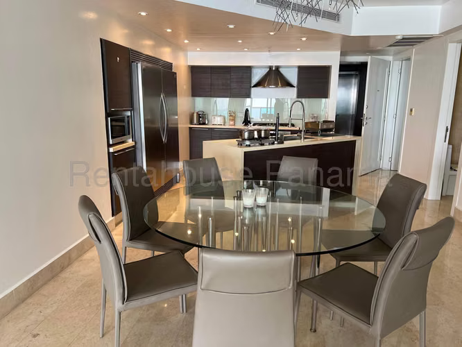 Alquiler de Apartamento en Avenida Balboa Ph YOO CCO