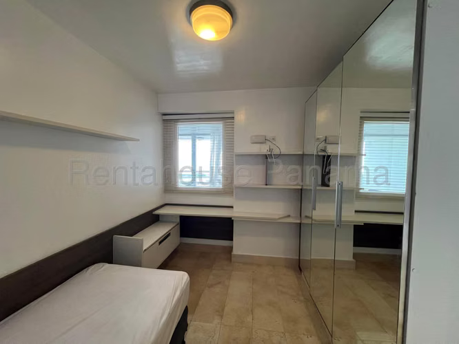 Alquiler de Apartamento en Avenida Balboa Ph YOO CCO