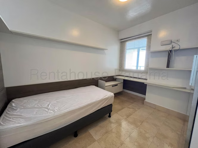 Alquiler de Apartamento en Avenida Balboa Ph YOO CCO