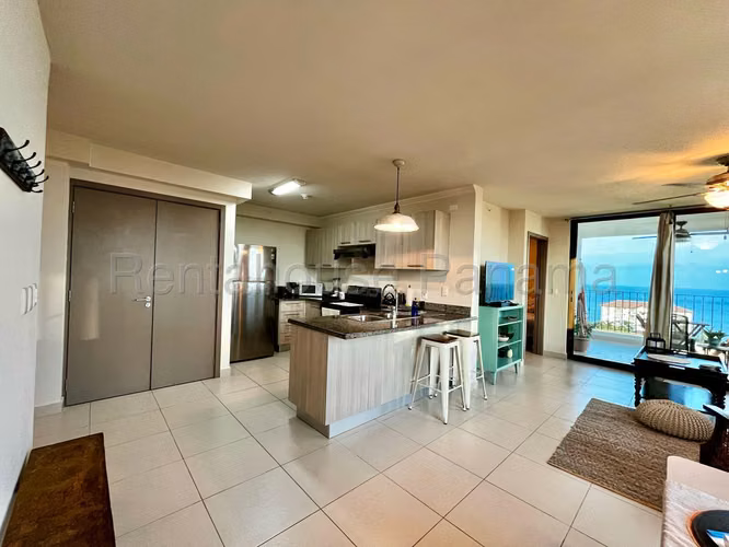 Vendo Apartamento en San Carlos OF25-9376