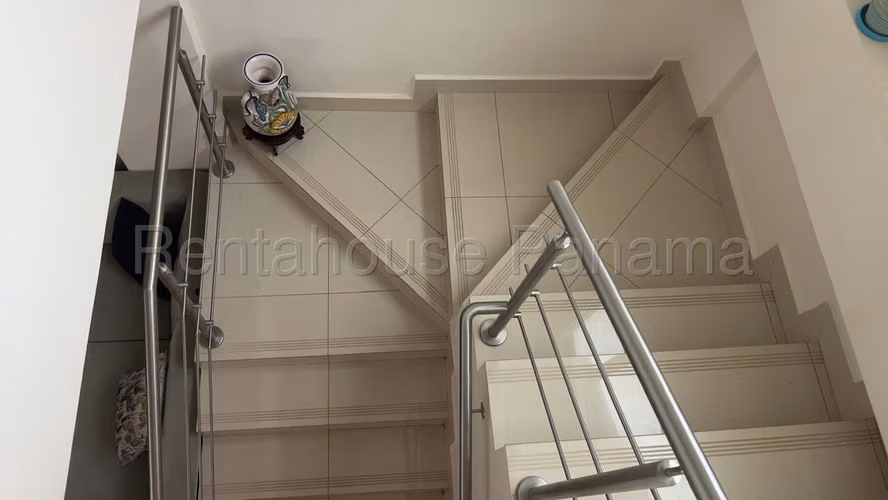 Alquilo Casa en Chorrera OF26-4876