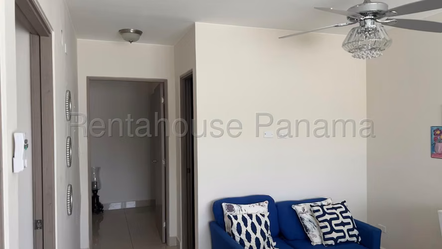 Alquilo Casa en Chorrera OF26-4876