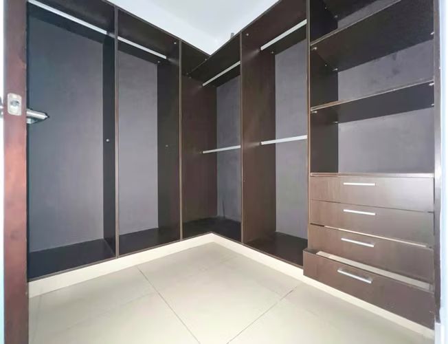 Alquilo Oceanaire Vista al mar $2,400 Último Precio