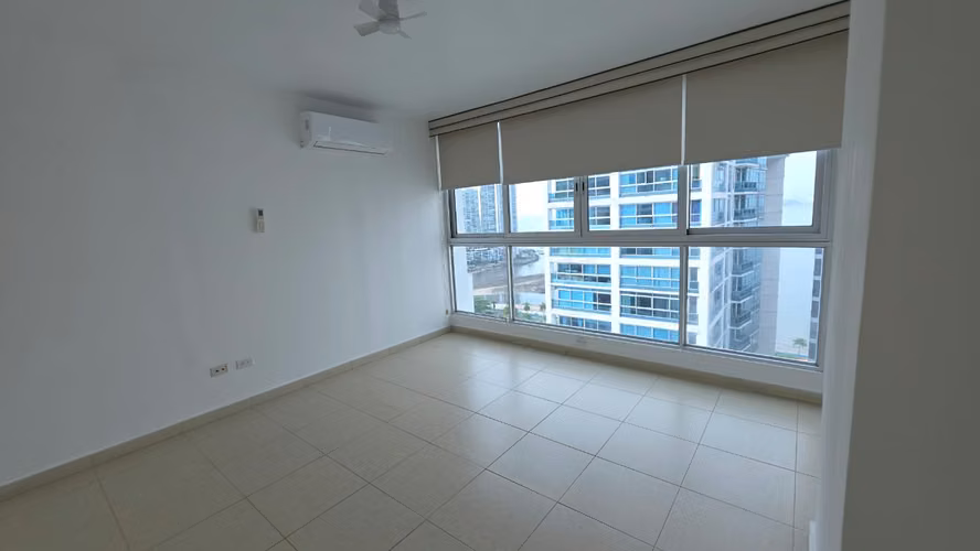 APARTAMENTO EN VENTA / 3 REC / EXCELENTE UBICACIÓN