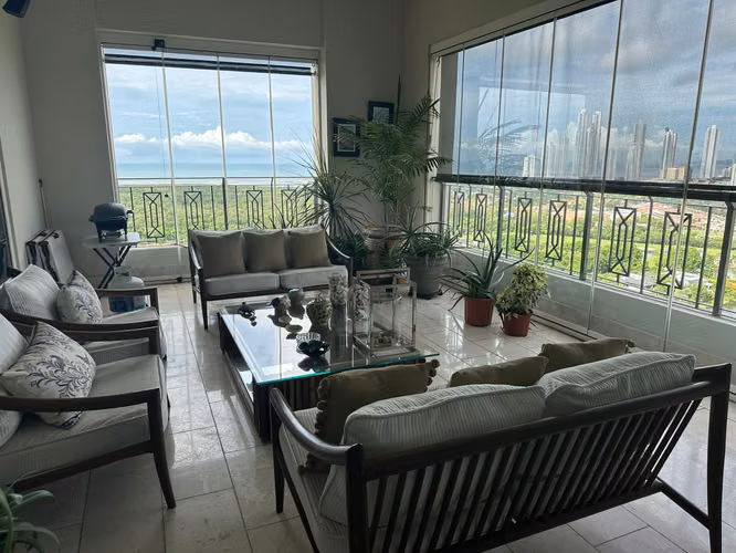VENTA DE EXCLUSIVO PENTHOUSE - COSTA DEL ESTE - Imagen 8