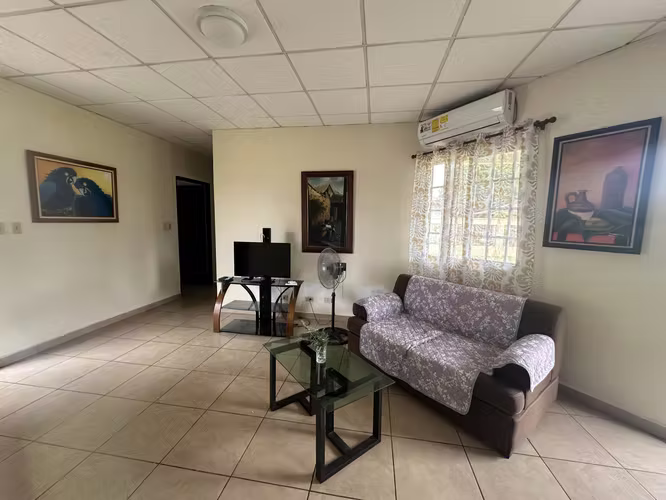 SE ALQUILA CASA AMOBLADA Y CERCADA EN ÁREA EXCLUSIVA DE DAVID