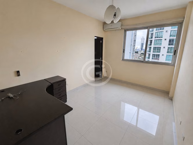 Venta Apartamento Keops Tower Remate Bancario 1,875 $/m2