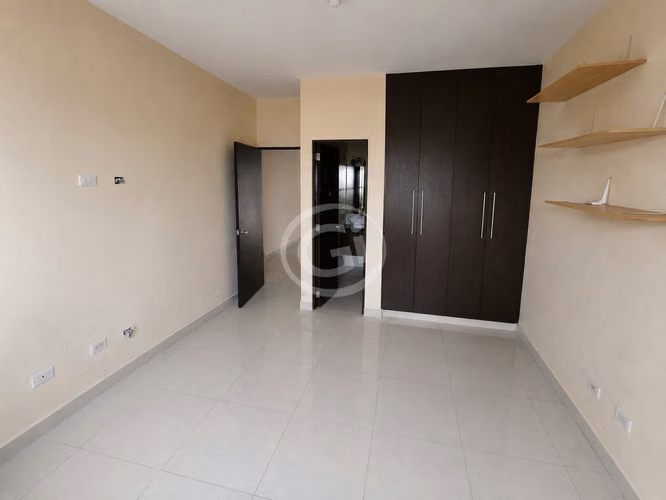 Venta Apartamento Keops Tower Remate Bancario 1,875 $/m2