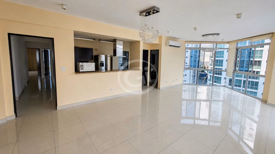 Venta Apartamento Keops Tower Remate Bancario 1,875 $/m2