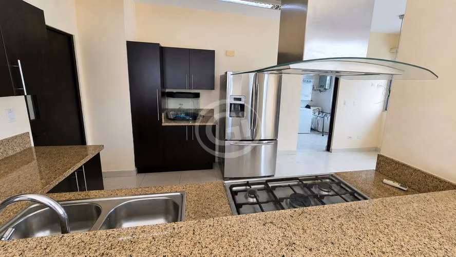 Venta Apartamento Keops Tower Remate Bancario 1,875 $/m2