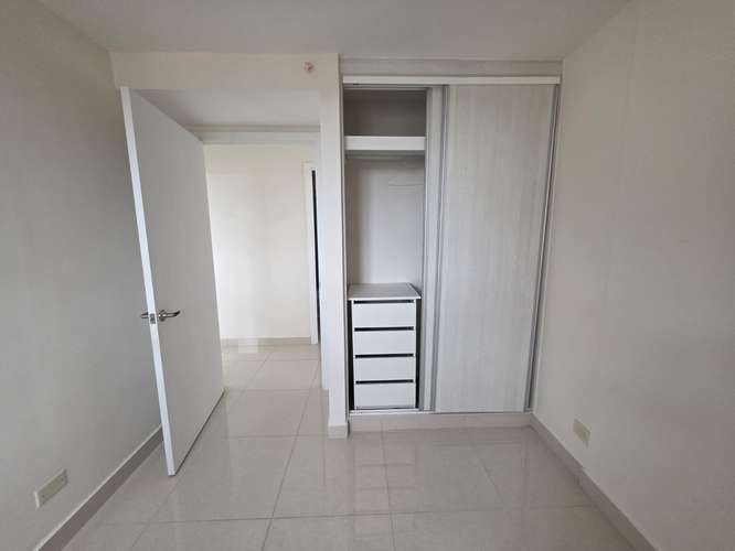 Alquiler de Apartamento en PH Venice Place, Condado del Rey