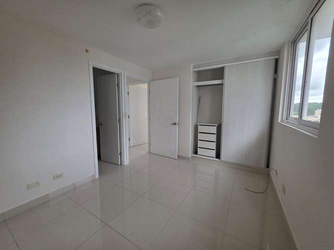 Alquiler de Apartamento en PH Venice Place, Condado del Rey