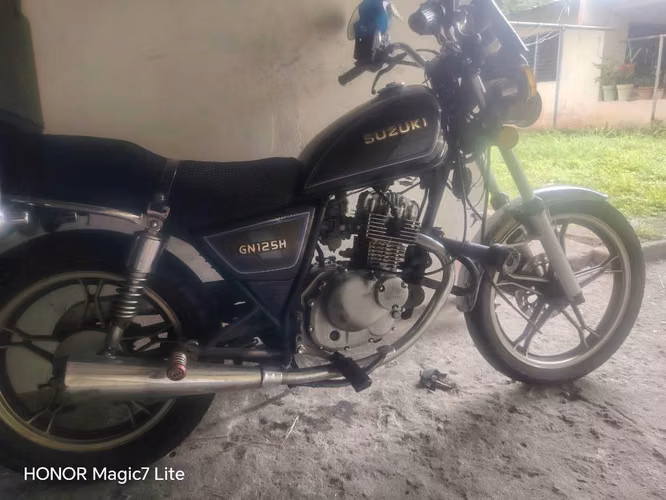 Se vende Suzuki V stron lista para traspaso últimas condiciones