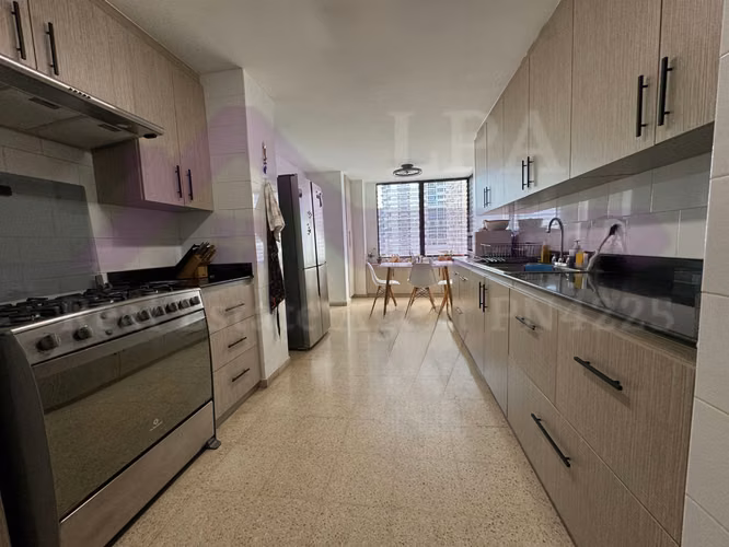 Venta de apartamento en Obarrio PH La Ronda