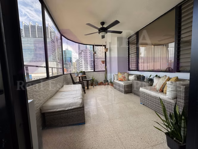 Venta de apartamento en Obarrio PH La Ronda
