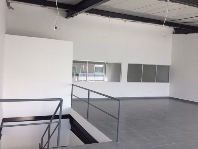 Venta Ofibodega en la via Tocumen