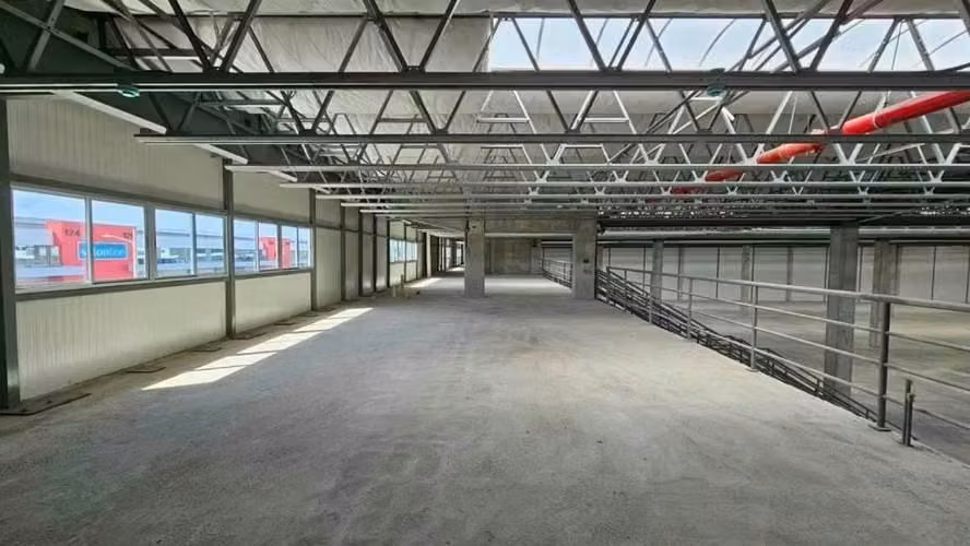 Venta de Ofibodega cerca de Costa del Este