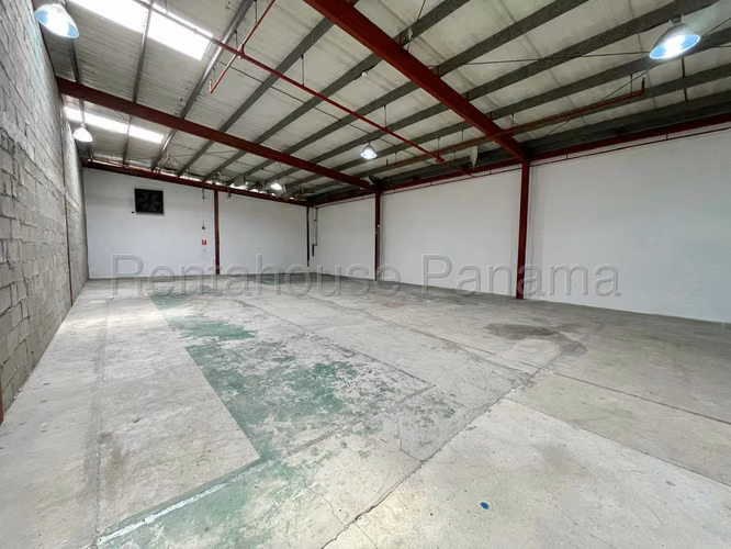 Se Alquila galera  en Costa del Este MDV26-6635 - Imagen 14