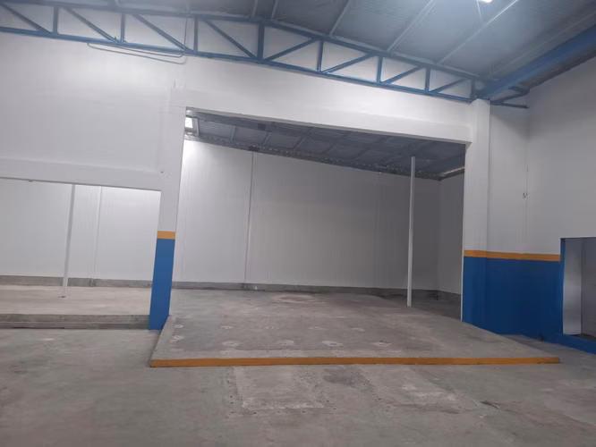 Se Alquila Local / Bodega para Acopio y Distribución Mayorista – Av. La Paz, El Ingenio  Betania(ZM5)