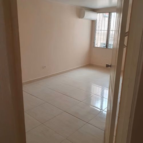 Casa en Alquiler en Villa Lucre # 2126 cad