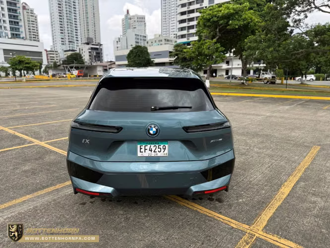 BMW iX xDrive 40 Full Extras Garantia vigente con BMW - Imagen 5