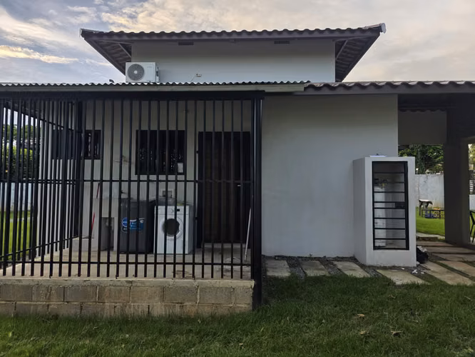 Se alquila casa en David amoblada cercada 1,300 - Imagen 7