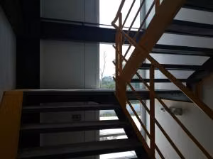 Venta de Ofi-Galera con 849m2 en Tocumen PH Cl Los Dos Caminos 26-8703SR