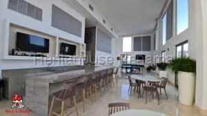 Venta de Apartamento con 188m2 en Santa Maria PH Greenview 26-7585SR