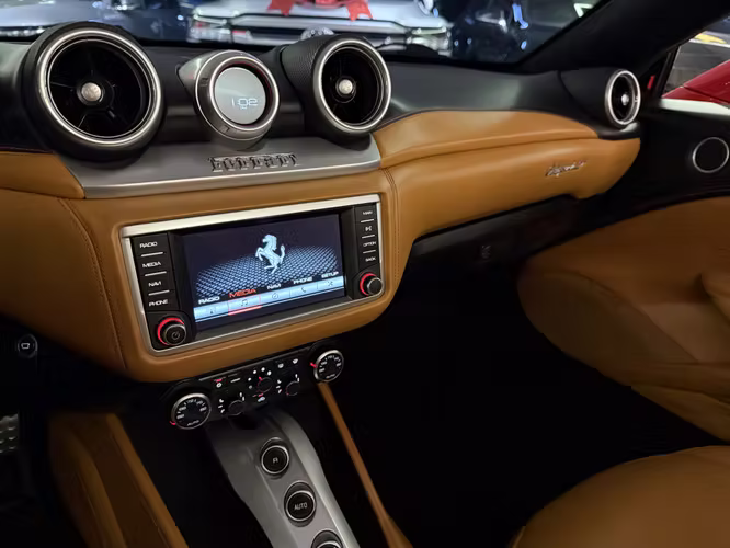 Ferrari California T 2016