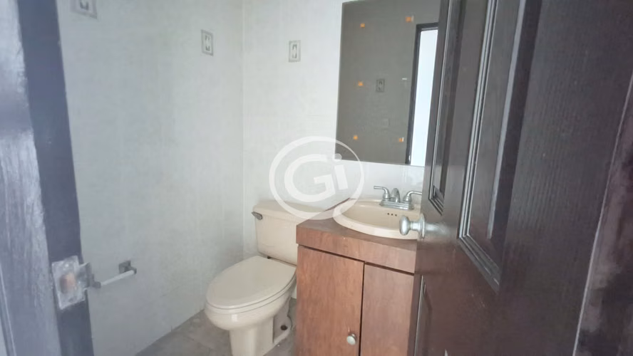Espacioso apartamento en Marbella Tower 2 4H|4B