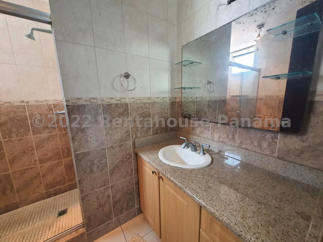 Venta de Apartamento en Punta Pacifica Ph Costa Pacifica CCO