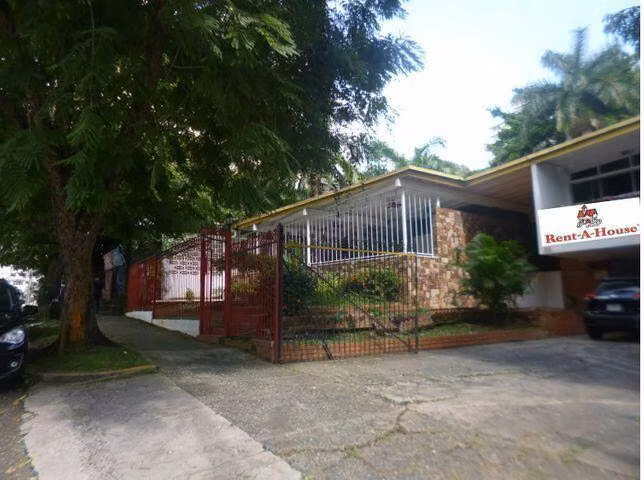 Venta de Casa en El Cangrejo Casa Comercial CCO