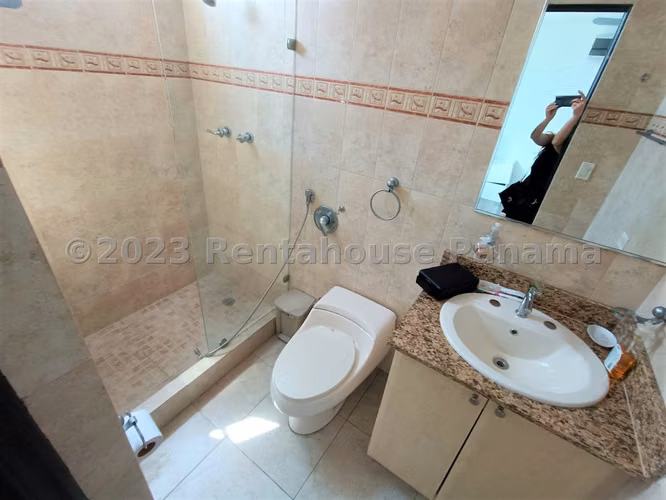 Venta de Apartamento en Punta Pacifica Ph Mystic Point NS