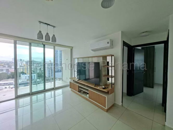 Alquilo Apartamento en Carrasquilla OF26-8246