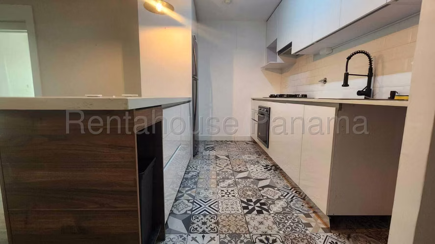 Alquilo Apartamento en Coco del Mar OF26-7984