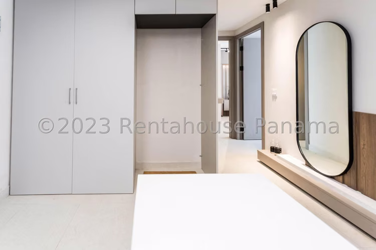 Vendo Apartamento en Coco del Mar OF26-7684