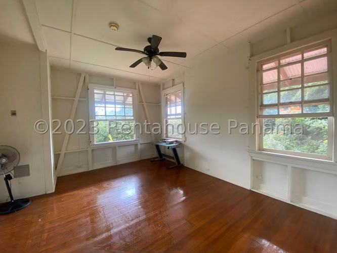 Vendo Casa en Albrook OF26-3818