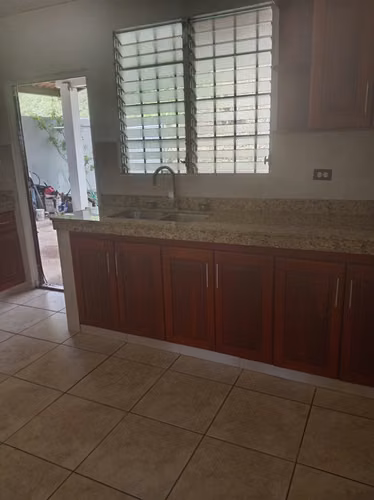 VENTA DE CASA EN BRISAS DEL GOLF ARRAIJÁN