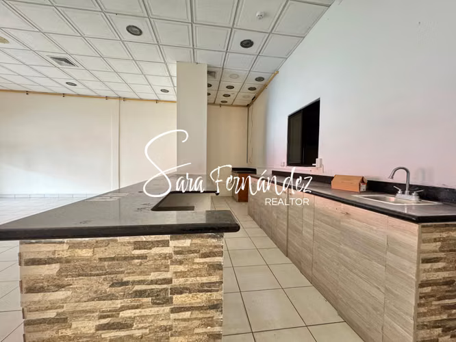 LOCAL COMERCIAL EN ALQUILER EN PB | COSTA DEL ESTE