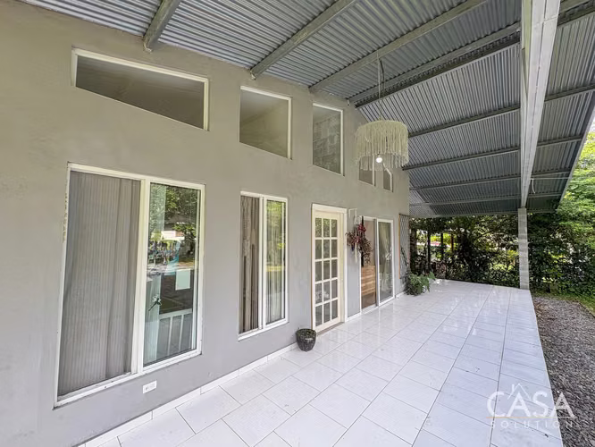 Bonita Casa Estilo Boho en venta en Dos Rios, Cerca de Boquete y David