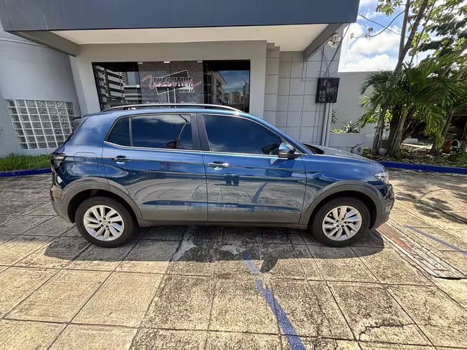 VOLKSWAGEN T CROSS