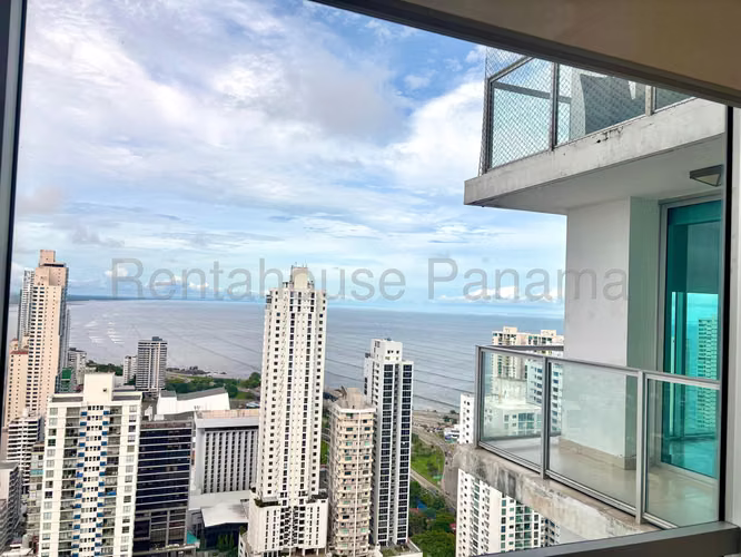 Se Vende Apartamento en San Francisco LA26-8767