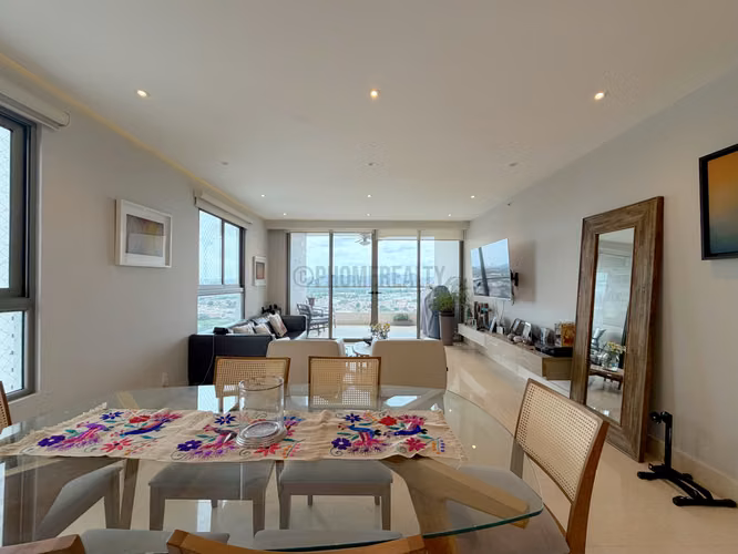 Apartamento en Venta en Santa María Panamá – Amplio Modelo de 215 m² en Comunidad Exclusiva