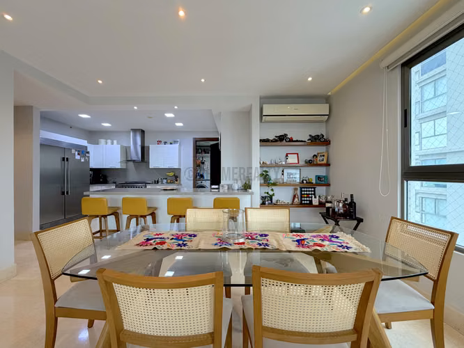 Apartamento en Venta en Santa María Panamá – Amplio Modelo de 215 m² en Comunidad Exclusiva