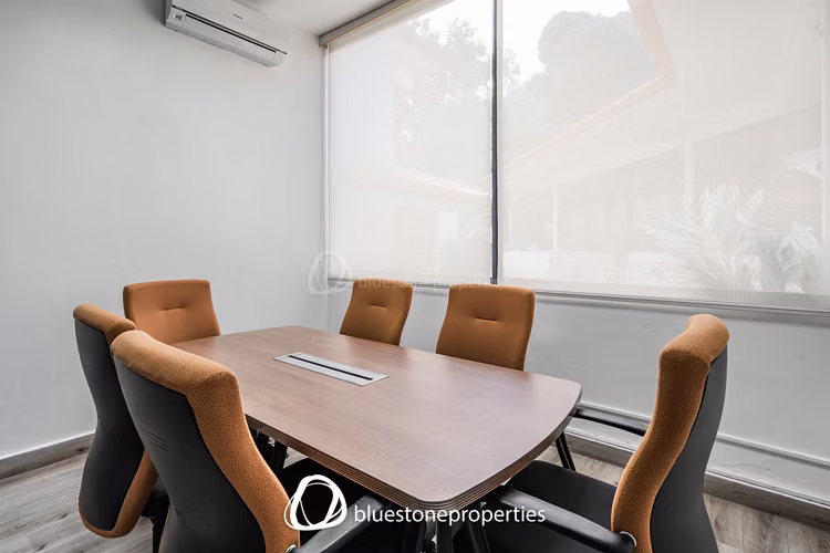 Los Angeles – Casa Comercial – 403mts2 – 595,000