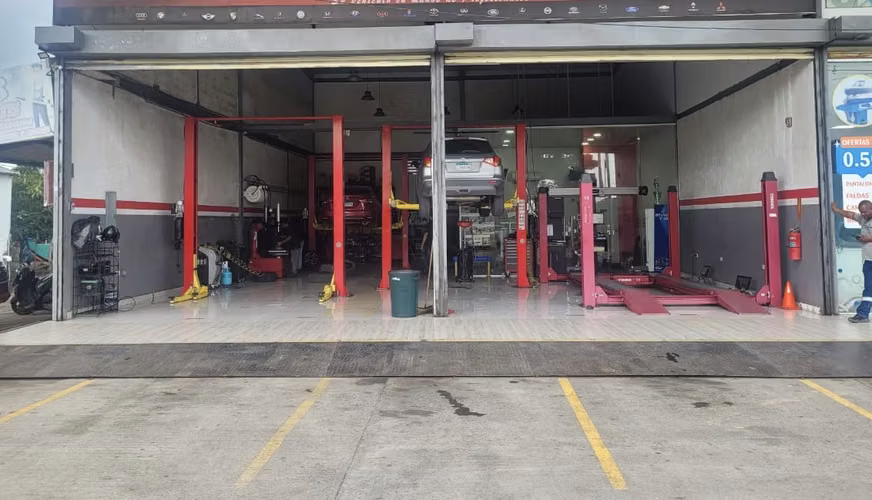 SELL OPERATING WORKSHOP BUSINESS OF MECHANICS WITH EXCELLENT LOCATION