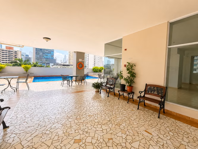 Venta de Apartamento en Vía Argentina, PH Plaza 77, 123m2