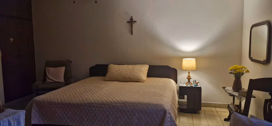 VENDO EN SAN FRANCISCO GRAN RESIDENCIA IDEAL PARA UN HOGAR DE ANCIANOS - Imagen 8