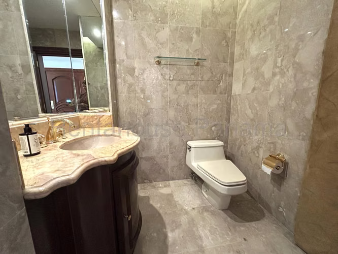 Venta De Apartamento En Paitilla KC