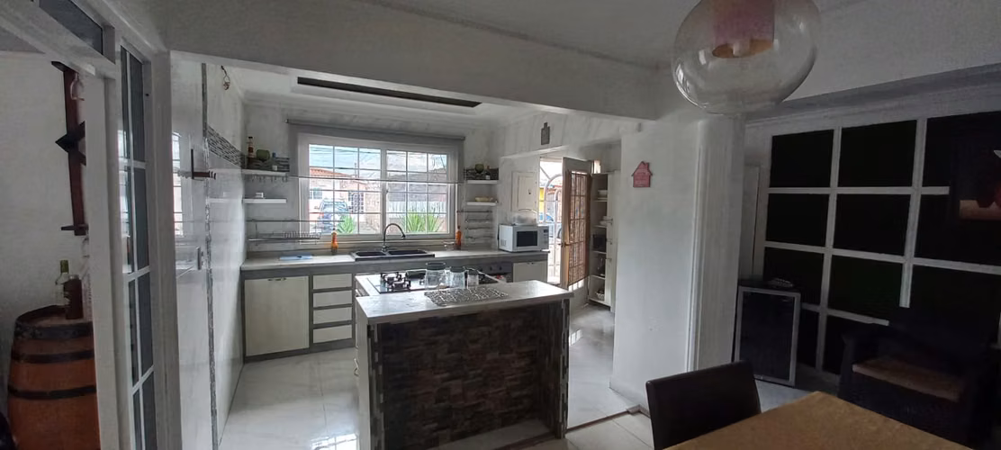 CASA EN VENTA/DON BOSCO JUAN DIAZ